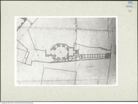 Vorderseite von Bösel, Richard [http://creativecommons.org/publicdomain/mark/1.0/] Grundriss der Kirche San Sebastiano (San Pietro e Sebastiano, zerstört 1941) - Detail: Kirche, bh255797_recto. Foto: Bösel, Richard.