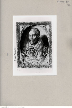 Vorderseite von  [http://creativecommons.org/publicdomain/mark/1.0/] ... - , bh257458. Foto.