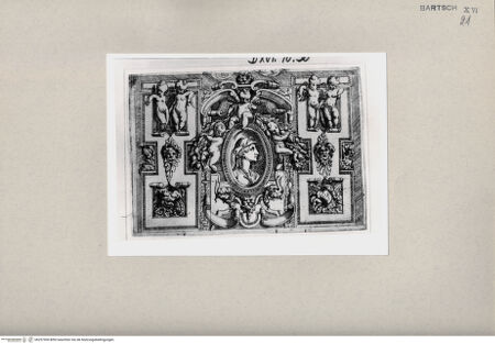 Vorderseite von  [http://creativecommons.org/publicdomain/mark/1.0/] ... - , bh257500. Foto.