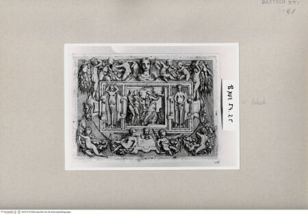 Vorderseite von  [http://creativecommons.org/publicdomain/mark/1.0/] ... - , bh257910. Foto.