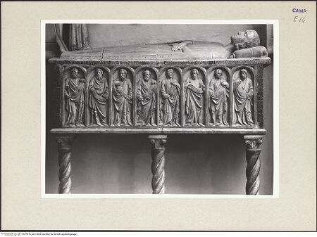 Vorderseite von Hutzel, Max [https://www.deutsche-digitale-bibliothek.de/content/lizenzen/rv-ez/] Grabmal des Enrico Sanseverino - Gisant und Sarkophag mit den Aposteln, bh259916_recto. Foto: Hutzel, Max.