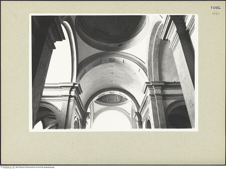 Vorderseite von Bösel, Richard [https://www.deutsche-digitale-bibliothek.de/content/lizenzen/rv-fz/] Chiesa di Badia - Kuppeln und Gewölbe, bh261004_recto. Foto: Bösel, Richard.