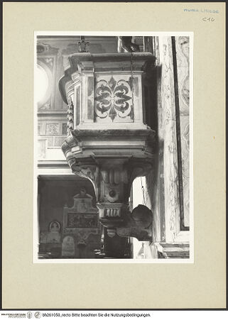 Vorderseite von Bösel, Richard [https://www.deutsche-digitale-bibliothek.de/content/lizenzen/rv-fz/] Kanzel - Kanzelkorb, rechte Schmalseite, bh261050_recto. Foto: Bösel, Richard.