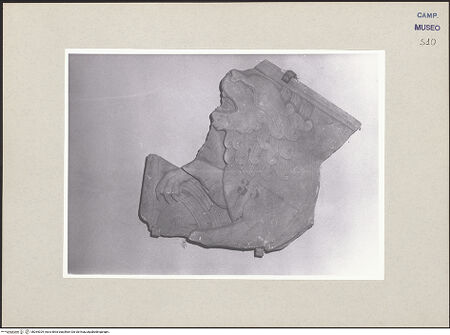 Vorderseite von Pace, Valentino [https://www.deutsche-digitale-bibliothek.de/content/lizenzen/rv-ez/] Fragment aus einem Ambo (Jona und der Walfisch?) - Gesamtansicht, bh264029_recto. Foto: Pace, Valentino.