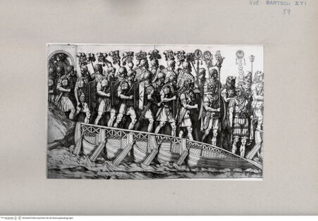 Vorderseite von  [http://creativecommons.org/publicdomain/mark/1.0/] ... - , bh264433. Foto.