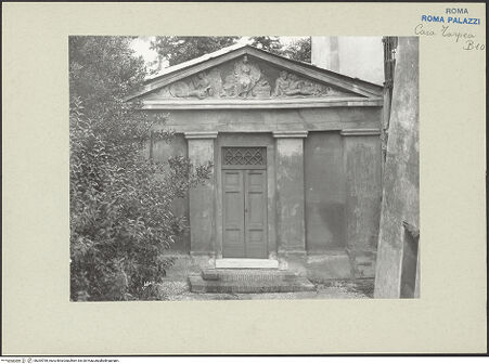 Vorderseite von Bibliotheca Hertziana [https://www.deutsche-digitale-bibliothek.de/content/lizenzen/rv-fz/] Casa Tarpea - Fassade, Gesamtansicht, bh265798_recto. Foto.