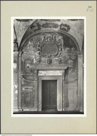 Vorderseite von Alinari [https://www.deutsche-digitale-bibliothek.de/content/lizenzen/rv-ez/] Gedenktafel für Antonio Cucchi - Gesamtansicht, bh266252_recto. Foto: Villani.