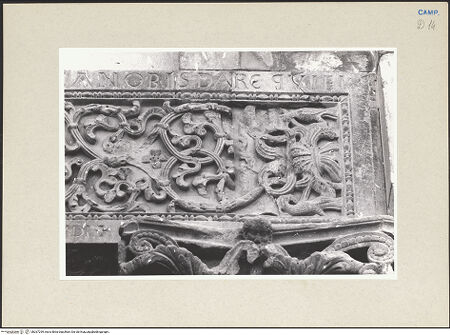 Vorderseite von Pace, Valentino [https://www.deutsche-digitale-bibliothek.de/content/lizenzen/rv-ez/] Porta Maggiore - Detail, bh267299_recto. Foto: Pace, Valentino.