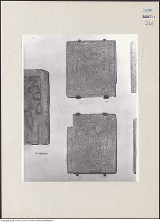 Vorderseite von Pace, Valentino [https://www.deutsche-digitale-bibliothek.de/content/lizenzen/rv-ez/] Reliefplatten mit Adler - Gesamtansicht, bh267853_recto. Foto: Pace, Valentino.