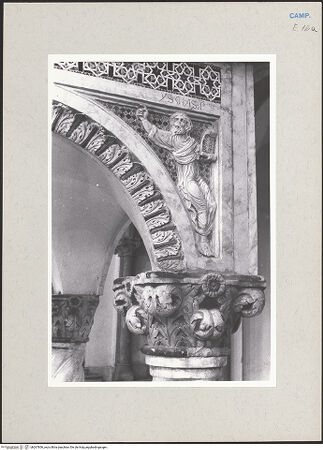 Vorderseite von Pace, Valentino [https://www.deutsche-digitale-bibliothek.de/content/lizenzen/rv-ez/] KanzelProphetendarstellungen - Jesaja mit Schriftrolle, bh267856_recto. Foto: Pace, Valentino.