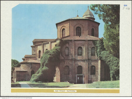 Vorderseite von unbekannt [https://www.deutsche-digitale-bibliothek.de/content/lizenzen/rv-ez/] San VitaleAußenbau - Ansicht von Norden, bh271372_recto. Foto.