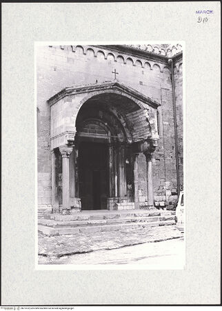 Vorderseite von Schneider, U. [https://www.deutsche-digitale-bibliothek.de/content/lizenzen/rv-ez/] DuomoSüdfassade - Portal, bh273182_recto. Foto: Schneider, U..