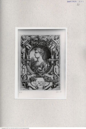 Vorderseite von  [http://creativecommons.org/publicdomain/mark/1.0/] ... - , bh274556. Foto.