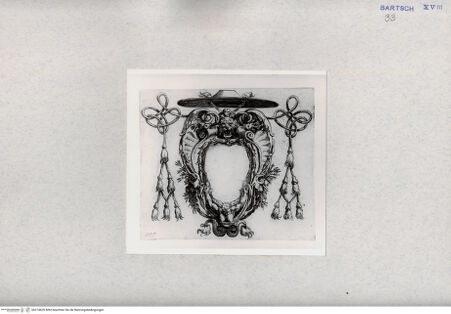 Vorderseite von  [http://creativecommons.org/publicdomain/mark/1.0/] ... - , bh274629. Foto.