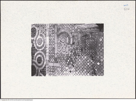 Vorderseite von ICCD [https://www.deutsche-digitale-bibliothek.de/content/lizenzen/rv-ez/] Fußboden des Presbyteriums - Detail, bh274639_recto. Foto.