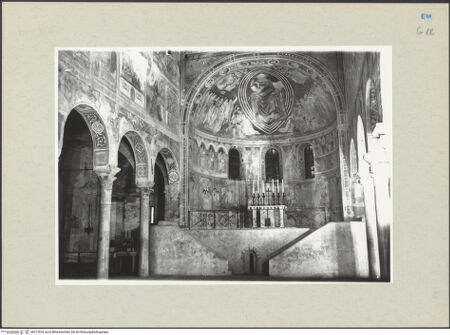 Vorderseite von Ferrara, Civici Musei [https://www.deutsche-digitale-bibliothek.de/content/lizenzen/rv-ez/] Abbazia di PomposaInnenraum - Apsis, Seitenansicht von Südwesten, bh277834_recto. Foto.