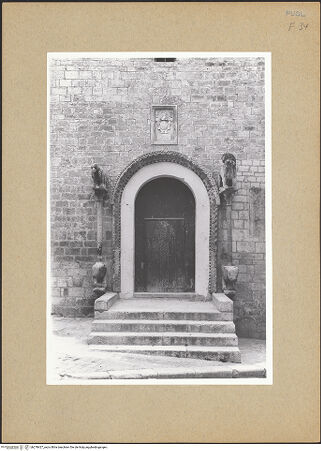 Vorderseite von Pace, Valentino [https://www.deutsche-digitale-bibliothek.de/content/lizenzen/rv-ez/] Portal - Gesamtansicht, bh278427_recto. Foto: Pace, Valentino.