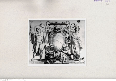 Vorderseite von  [http://creativecommons.org/publicdomain/mark/1.0/] ... - , bh278572. Foto.