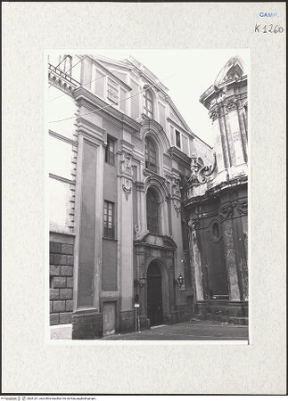 Vorderseite von Bösel, Richard [https://www.deutsche-digitale-bibliothek.de/content/lizenzen/rv-fz/] Nunziatella, Collegio Militare - Fassade, bh281201_recto. Foto: Bösel, Richard.