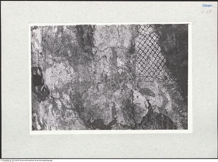 Vorderseite von Pace, Valentino [https://www.deutsche-digitale-bibliothek.de/content/lizenzen/rv-ez/] Heilige (Apostel?); Wanddekoration - Innenfassade, Detail, Heiliger und Wanddekoration, bh282126_recto. Foto: Pace, Valentino.