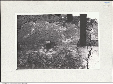 Vorderseite von Pace, Valentino [https://www.deutsche-digitale-bibliothek.de/content/lizenzen/rv-ez/] Heilige (Apostel?); Wanddekoration - Innenfassade, Detail, bh282127_recto. Foto: Pace, Valentino.