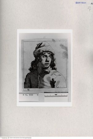 Vorderseite von  [http://creativecommons.org/publicdomain/mark/1.0/] , bh282316. Foto.