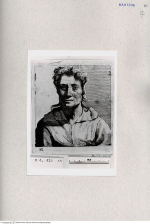 Vorderseite von  [http://creativecommons.org/publicdomain/mark/1.0/] , bh282472. Foto.