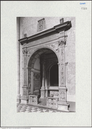 Vorderseite von Courtauld Institute of Art [https://www.deutsche-digitale-bibliothek.de/content/lizenzen/rv-ez/] Eingangsbogen - Gesamtansicht, bh283315_recto. Foto.