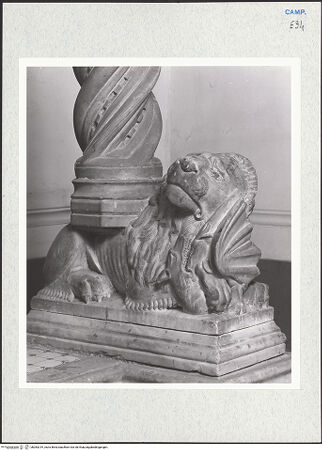 Vorderseite von Courtauld Institute of Art [https://www.deutsche-digitale-bibliothek.de/content/lizenzen/rv-ez/] Grabmal des Kardinals Francesco Carbone (gest. 1405) - Detail: Tragfigur (Löwe), bh283319_recto. Foto.
