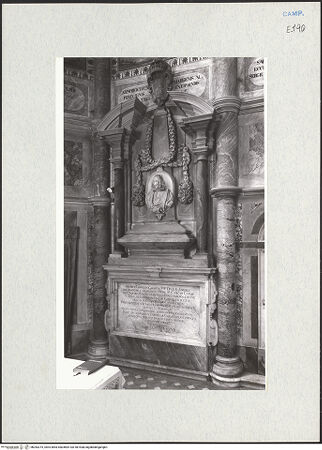 Vorderseite von Courtauld Institute of Art [https://www.deutsche-digitale-bibliothek.de/content/lizenzen/rv-ez/] Denkmal des Giacomo Galeota - Gesamtansicht, bh283375_recto. Foto.