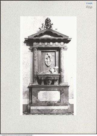 Vorderseite von Courtauld Institute of Art [https://www.deutsche-digitale-bibliothek.de/content/lizenzen/rv-ez/] Grabmal des Kardinal Alfonso Carafa (gest. 1565) - Gesamtansicht, bh283384_recto. Foto.