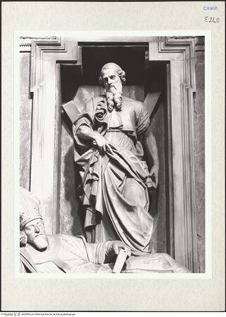 Vorderseite von Courtauld Institute of Art [https://www.deutsche-digitale-bibliothek.de/content/lizenzen/rv-ez/] Grabmal des Kardinal Alfonso Gesualdo (gest. 1603) - Detail: Apostel Andreas, bh283386_recto. Foto.