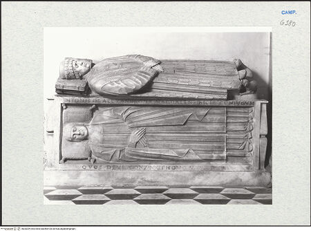 Vorderseite von Courtauld Institute of Art [https://www.deutsche-digitale-bibliothek.de/content/lizenzen/rv-ez/] Grabmal des Antonio d'Alessandro und der Maddalena Riccio - Gesamtansicht, bh283399_recto. Foto.