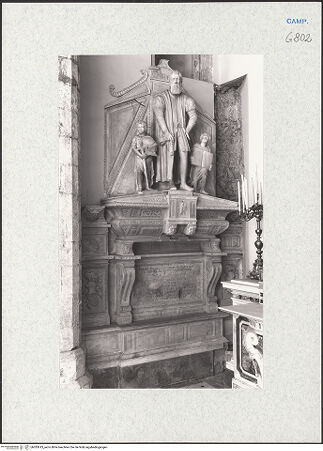 Vorderseite von Courtauld Institute [https://www.deutsche-digitale-bibliothek.de/content/lizenzen/rv-ez/] Grabmal des Giovanni Angelo Pisanello - Gesamtansicht, bh283613_recto. Foto.