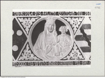 Vorderseite von Courtauld Institute of Art [https://www.deutsche-digitale-bibliothek.de/content/lizenzen/rv-ez/] Grabmal der Letizia Caracciolo (gest. 1340)Madonna zwischen Johannes dem Täufer und Katharina - Sarkophagfront: Madonna, bh283693_recto. Foto.