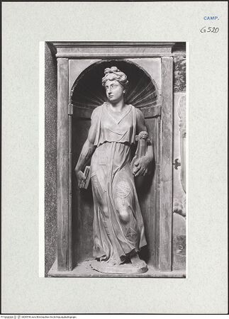 Vorderseite von Courtauld Institute of Art [https://www.deutsche-digitale-bibliothek.de/content/lizenzen/rv-ez/] Grabmal des Bernardino Rota (gest. 1575)Muse und Diana - Muse, bh283708_recto. Foto.