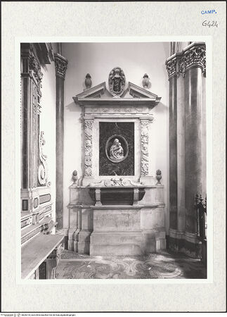 Vorderseite von Courtauld Institute of Art [https://www.deutsche-digitale-bibliothek.de/content/lizenzen/rv-ez/] Grabmal des Berardo Capece (gest. 1614) - Gesamtansicht, bh283725_recto. Foto.