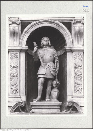 Vorderseite von Courtauld Institute of Art [https://www.deutsche-digitale-bibliothek.de/content/lizenzen/rv-ez/] Grabmal des Corrado Capece (Conradus Capycius, gest. 1615) - Corrado Capece, bh283728_recto. Foto.