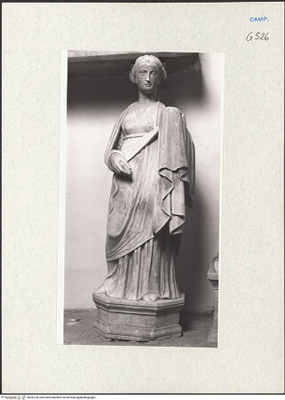 Vorderseite von Courtauld Institute of Art [https://www.deutsche-digitale-bibliothek.de/content/lizenzen/rv-ez/] Grabmal des Antonio Carafa, genannt Malizia (gest. 1438)Tugenden - Prudentia, bh283738_recto. Foto.