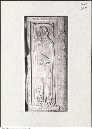 Vorderseite von Courtauld Institute of Art [https://www.deutsche-digitale-bibliothek.de/content/lizenzen/rv-ez/] Grabplatte der Giovannella da Montesorio und des Enrico - Gesamtansicht, bh283754_recto. Foto.