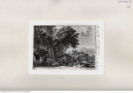 Vorderseite von  [http://creativecommons.org/publicdomain/mark/1.0/] ... - , bh284667. Foto.