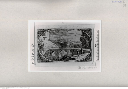 Vorderseite von  [http://creativecommons.org/publicdomain/mark/1.0/] ... - , bh284743. Foto.