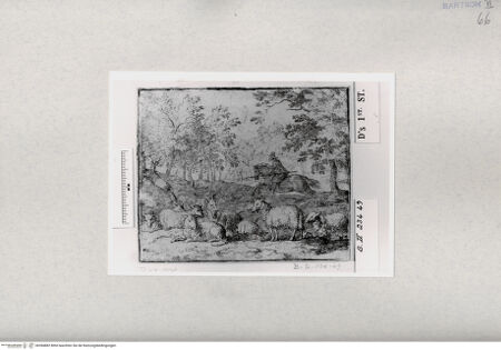 Vorderseite von  [http://creativecommons.org/publicdomain/mark/1.0/] ... - , bh284882. Foto.