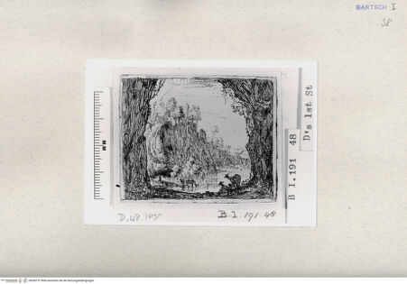 Vorderseite von  [http://creativecommons.org/publicdomain/mark/1.0/] ... - , bh285191. Foto.