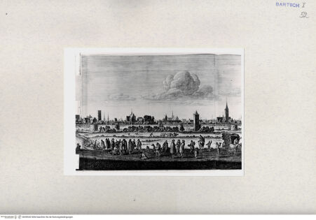 Vorderseite von  [http://creativecommons.org/publicdomain/mark/1.0/] ... - , bh285242. Foto.