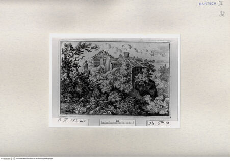 Vorderseite von  [http://creativecommons.org/publicdomain/mark/1.0/] ... - , bh285597. Foto.