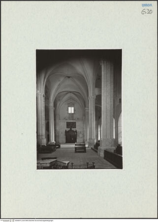 Vorderseite von Bibliotheca Hertziana [https://www.deutsche-digitale-bibliothek.de/content/lizenzen/rv-fz/] San Fortunato - Langhaus, Mittelschiff, nach Norden, bh286573_recto. Foto: Lotz-Bauer, Hilde.
