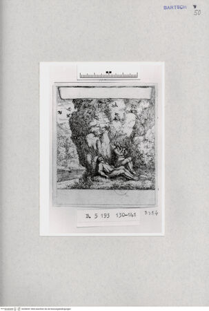 Vorderseite von  [http://creativecommons.org/publicdomain/mark/1.0/] , bh286941. Foto.