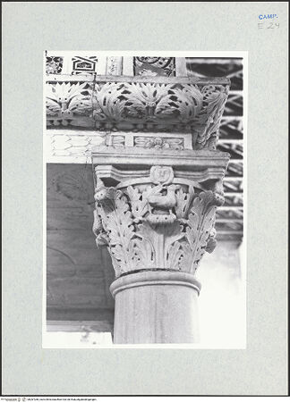 Vorderseite von Glass, Dorothy [https://www.deutsche-digitale-bibliothek.de/content/lizenzen/rv-ez/] KanzelNordöstliches Kapitell - Teilansicht, bh287266_recto. Foto: Glass, Dorothy.