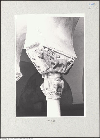 Vorderseite von Glass, Dorothy [https://www.deutsche-digitale-bibliothek.de/content/lizenzen/rv-ez/] Kapitell 01; Kapitell 02 (Giess, 1959; Naldi, 1990) - Kapitell 2, bh287279_recto. Foto: Glass, Dorothy.